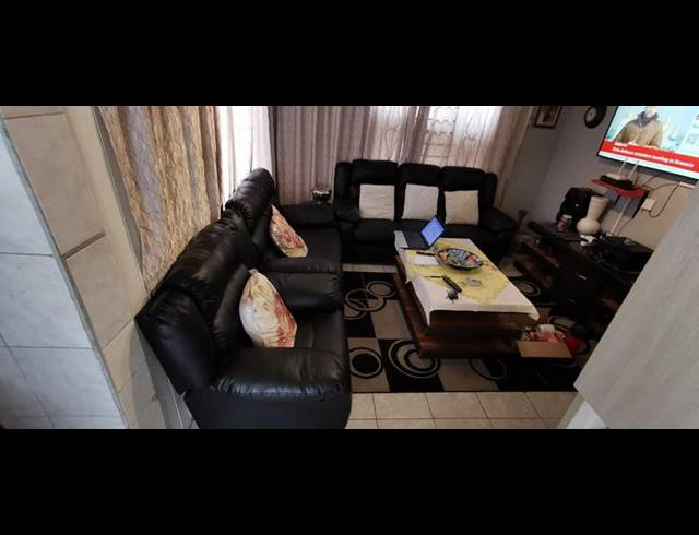 2 BEDROOM HOUSE FOR SALE IN KLIPFONTEIN VIEW